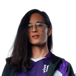 Ellie Souza Carvalho